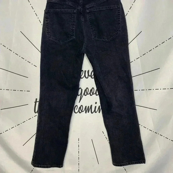 ASOS DESIGN high rise farleigh 'slim' mom jeans in washed black - Picture 7 of 8